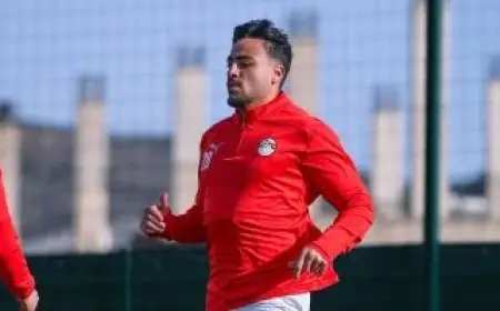 صلاح محسن قائد منتخب مصر في مواجهة حاسمة ضد أنجولا بأمم أفريقيا