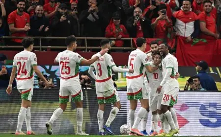 المغرب ضد زامبيا: أسود الأطلس يتألقون بثنائية نظيفة في الشوط الأول