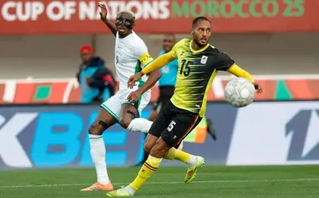 نيجيريا تتفوق على أوغندا بهدف نظيف في الشوط الأول