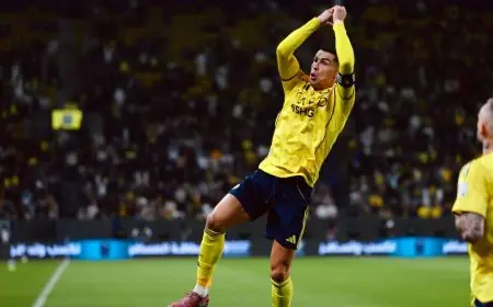 كريستيانو رونالدو يثير الضحك بتسجيل هدف مذهل بظهره