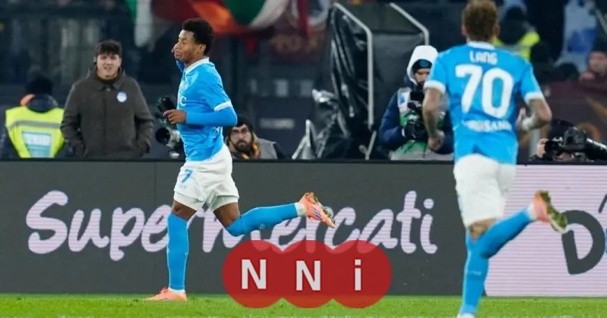 نابولي يتفوق في ديربي الشمس على روما ويصعد لقمة الدوري الإيطالي