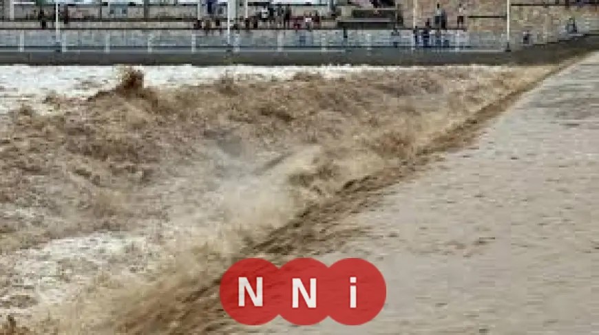 كارثة فيضانات مدمرة في إندونيسيا تودي بحياة 613 شخصاً وتشرد مليون شخص