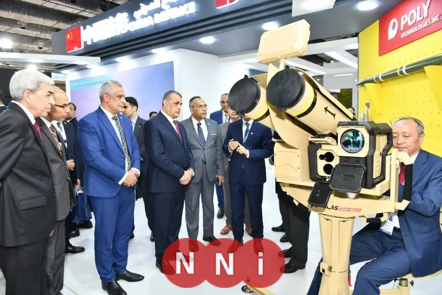 وزير الدولة للإنتاج الحربي يُشعل فعاليات اليوم الثاني من معرض EDEX 2025 بنشاط لافت