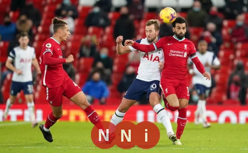 محمد صلاح يطلب من المشجعين النظر إليه كما لو كان هاري كين