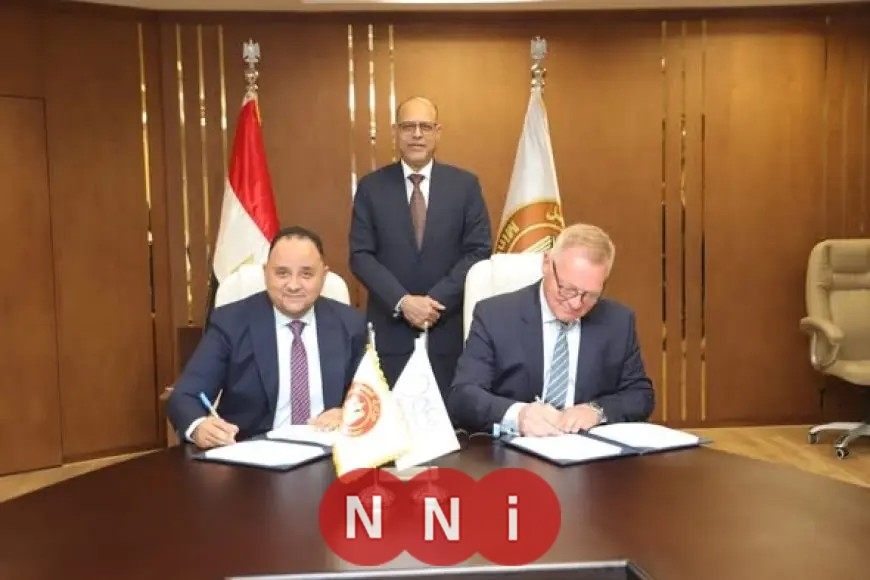 وزير العمل يشارك في توقيع اتفاقية جديدة لحماية حقوق 2075 عاملاً بشركة قناة السويس للحاويات