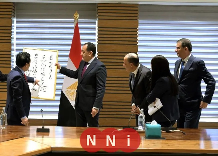 رئيس الوزراء يجتمع مع المدير العام لمنظمة الفاو لتعزيز التعاون الغذائي العالمي