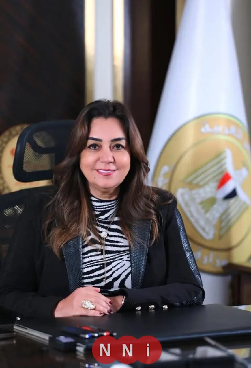 إقالة رئيس حي النزهة من قبل وزيرة التنمية المحلية لتحسين مستوى النظافة