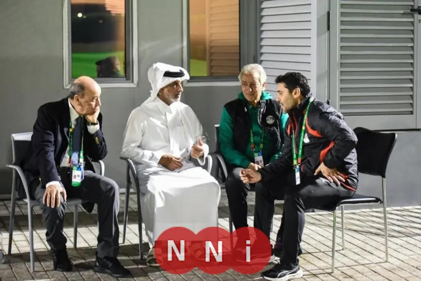 وزير الرياضة القطري يشارك في تدريبات منتخب مصر استعدادًا لمواجهة الأردن