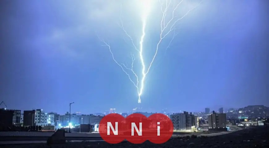 الأرصاد تصدر تحذيرًا عاجلًا: احترس من البرق والرعد والعواصف الهوائية