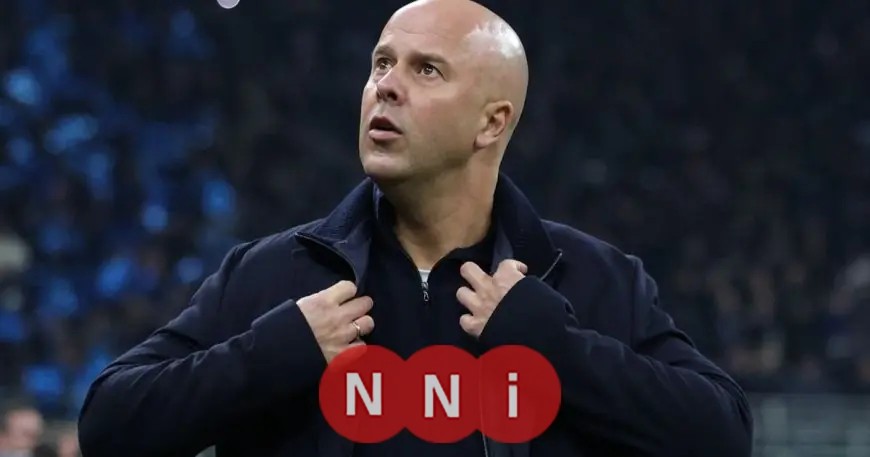 آرني سلوت يتسائل: هل سيقدم محمد صلاح اعتذاراً عن خطأه؟