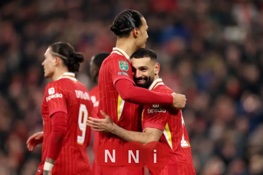 فان دايك يتوسط لحل الخلاف بين محمد صلاح وسلوت في صفوف ليفربول