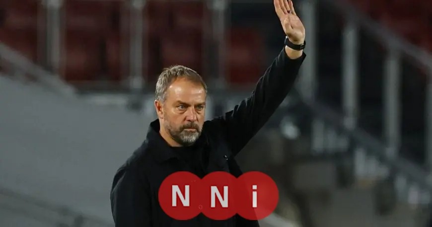 فليك يبارك إنجازات لاماسيا ويزيد التساؤلات حول مستقبل قائد برشلونة