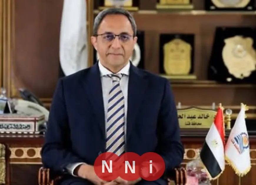 محافظ قنا يكرم طبيب شهيد الواجب بإطلاق اسمه على الوحدة الصحية في مسقط رأسه وينعيه بألم