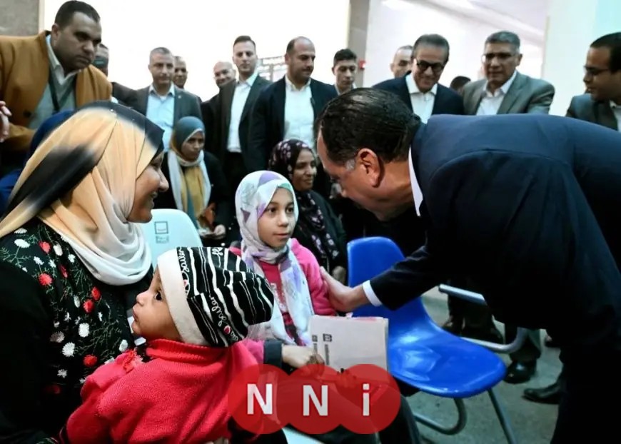 رئيس الوزراء يتفقد مشروعات حياة كريمة بالصف ويطمئن على رضا المواطنين بمركز طب الأسرة بالفهميين