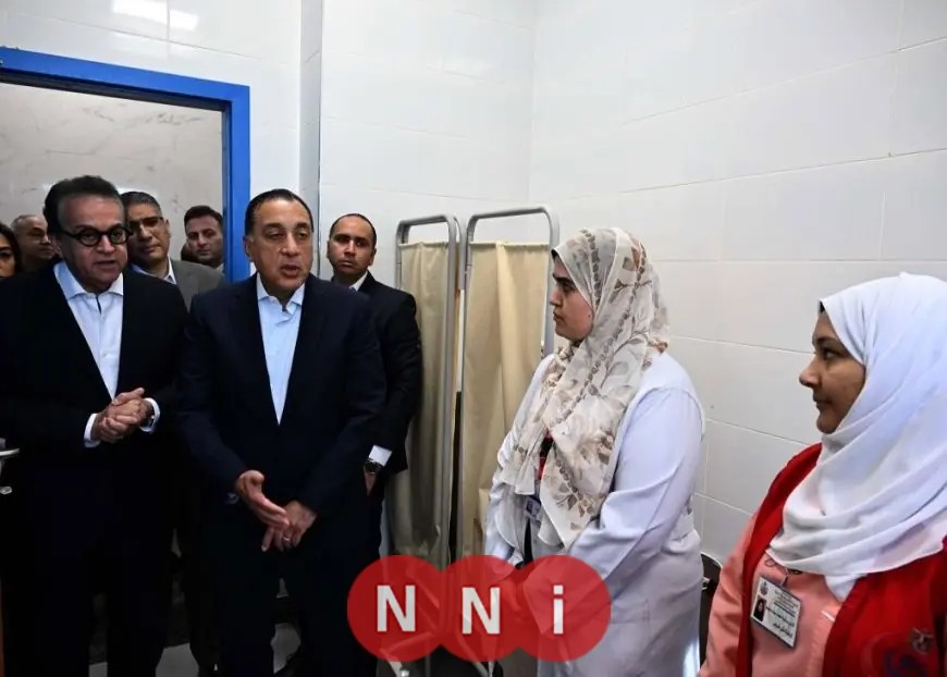 رئيس الوزراء يتفقد مركز طب الأسرة بالفهميين خلال جولته بمشروعات حياة كريمة في قرى الصف بالجيزة