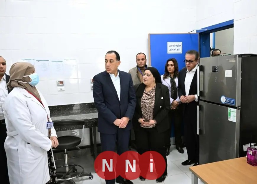 رئيس الوزراء ينهي جولة مشروعات حياة كريمة في الصف بتفقد وحدة طب الأسرة بالودي