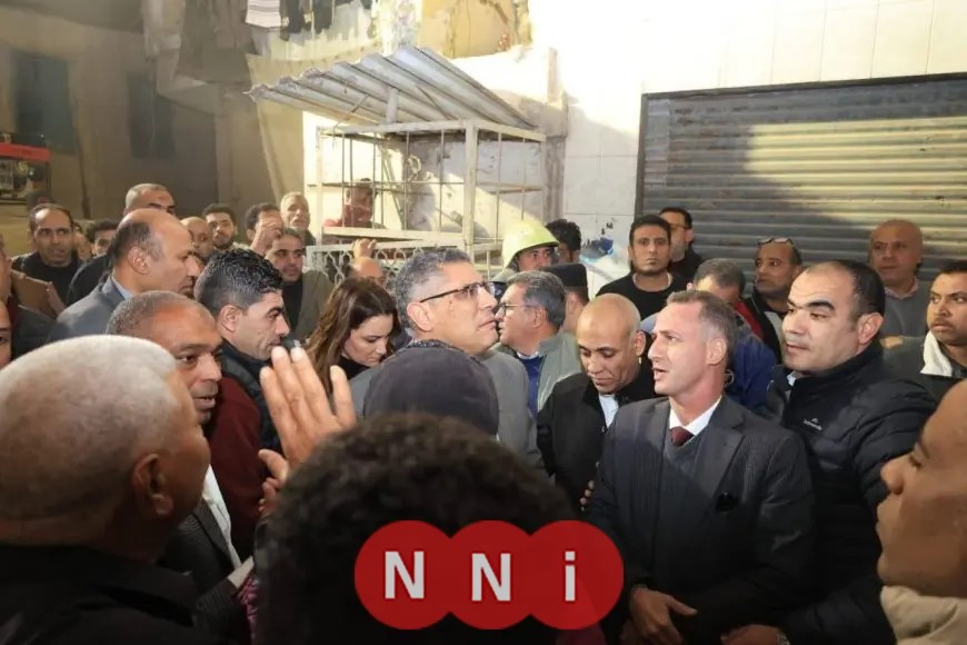محافظ الجيزة يزور مصابي انهيار عقار بإمبابة للاطمئنان على صحتهم
