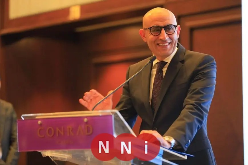 وزير التربية والتعليم يؤكد: لا أزمة نقدية مع الأهالي والناس