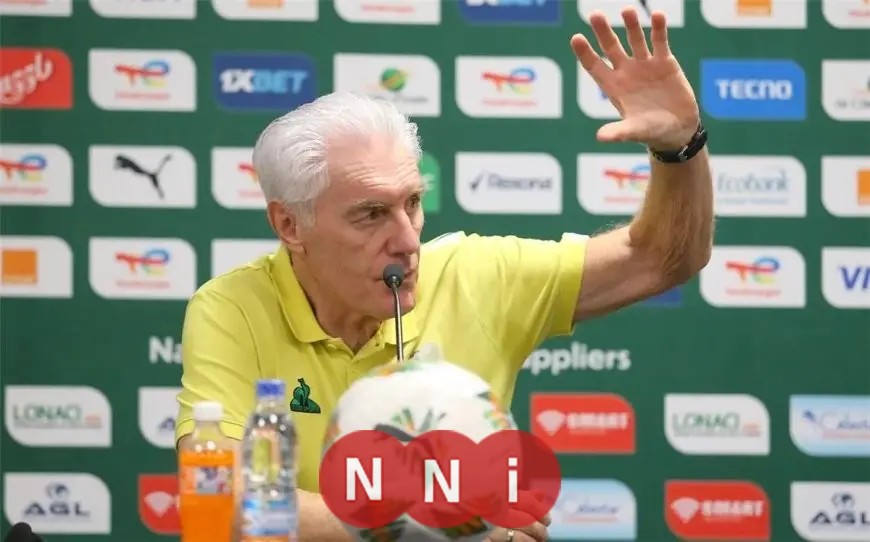 مدرب جنوب أفريقيا يشيد بقوة منتخب مصر وتألّق لاعبيه الرائعين