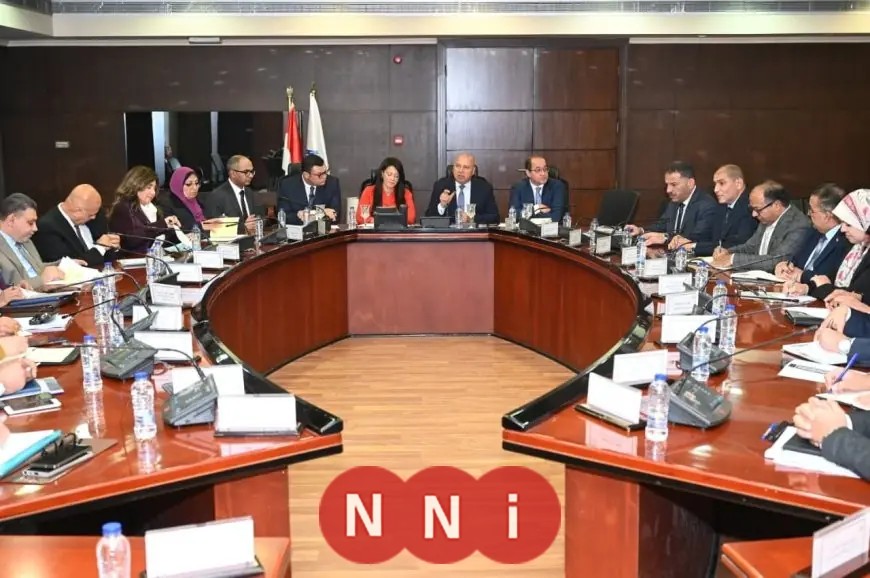 كامل الوزير يعلن عن خطوات فورية لتوفير المياه في المناطق الصناعية