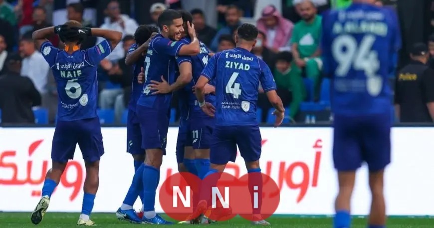الأهلي يتلقى هزيمة بثنائية من الفتح في دوري روشن السعودي