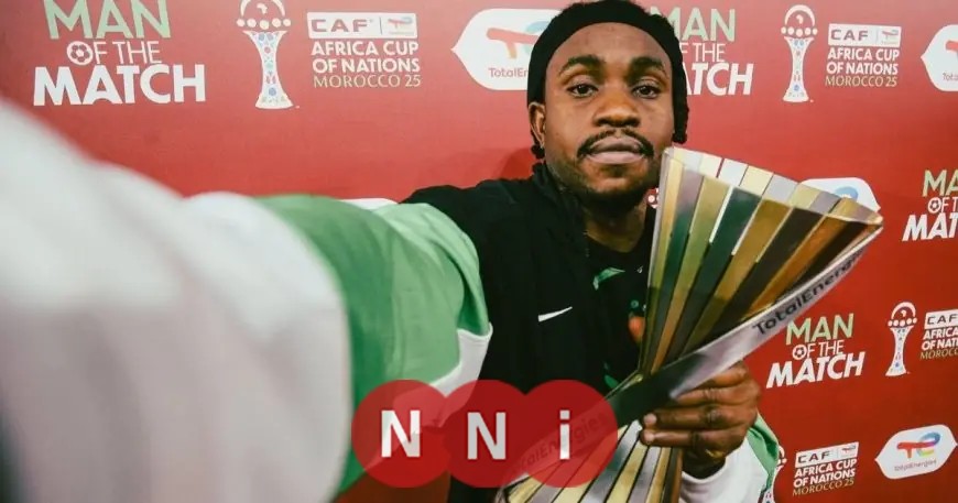 أديمولا لوكمان يكشف غموض اللحظات الأخيرة المثيرة في مواجهة تونس