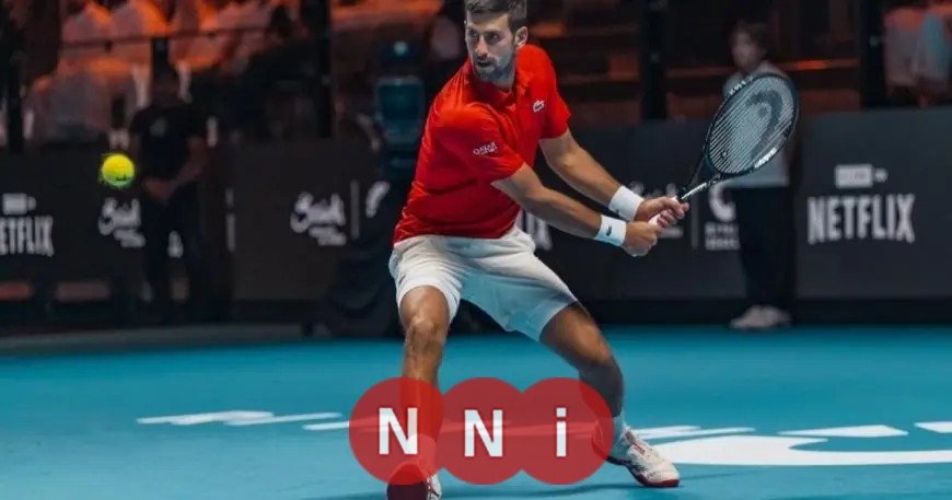 رونالدو يكرم دجوكوفيتش بجائزة غلوب سوكر في لحظة لا تُنسى