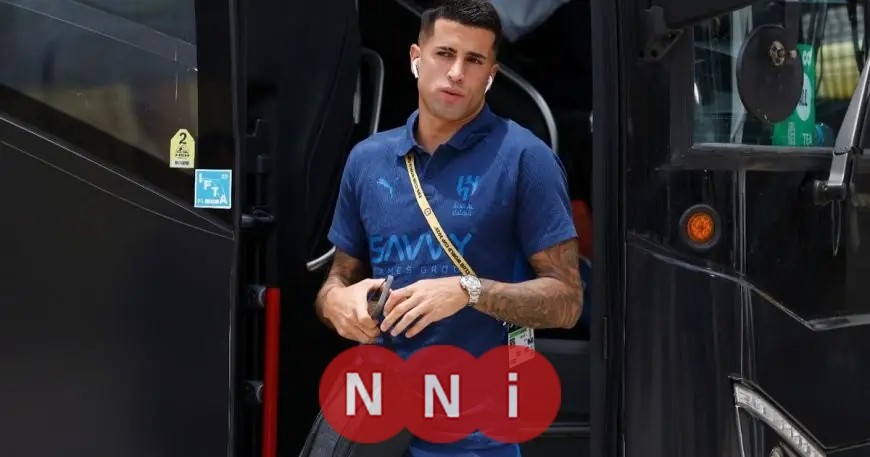 تعنت إنزاغي يفتح الباب أمام عودة جواو كانسيلو ظهير الهلال إلى الدوري الإنجليزي