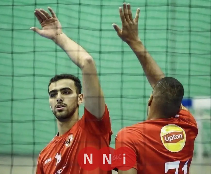 مواجهة مثيرة بين رجال طائرة الأهلي وهليوليدو في دوري المرتبط