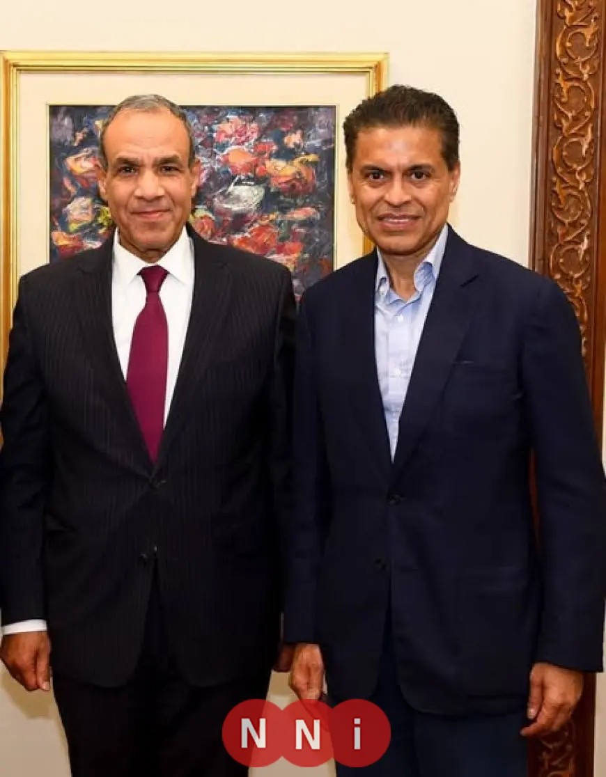 وزير الخارجية يعقد اجتماعًا مثيرًا مع الإعلامي الأمريكي البارز فريد زكريا