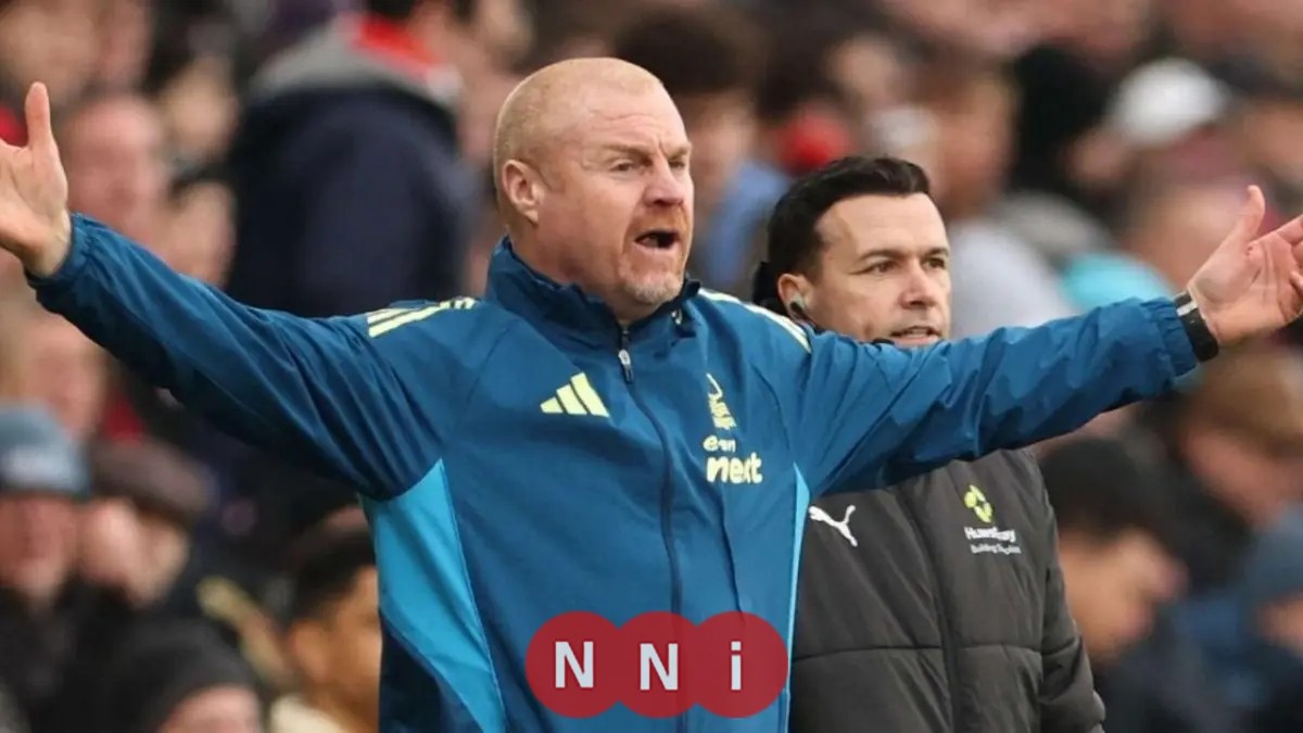 مدرب نوتنغهام فورست يدعو لحظر استخدام المناشف على خط التماس دفعاً لتحسين أداء الفريق