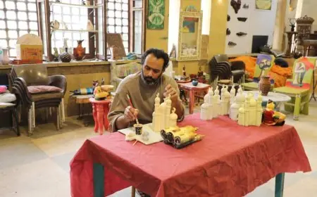 افتتاح معرض الحرف التراثية واليدوية في سوق الفسطاط بواسطة محافظ القاهرة