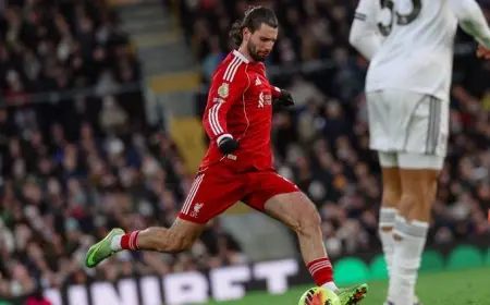 تعادل مثير يمنع ليفربول من تحقيق فوز متأخر ضد فولهام في الدوري الإنجليزي