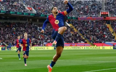 تشكيلة برشلونة لكأس السوبر الإسباني في السعودية تشهد عودة أراوخو