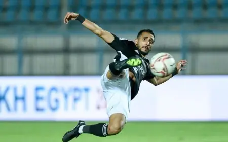 كريم فؤاد يخطو نحو التعافي بالمرحلة الثانية من العلاج الطبيعي في الأهلي