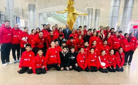بعثة أبطال مصر للإسكواش تعود إلى الوطن بعد تألقها في بطولة إنجلترا المفتوحة للناشئين وزارة الشباب والرياضة تستقبل الوفد بحفاوة