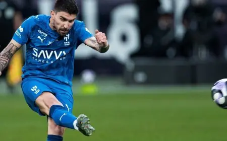 روبن نيفيز يتألق وسالم الدوسري يخيب التوقعات في مواجهة الهلال والحزم