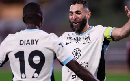 الاتحاد يواصل تألقه ويتصدر بفضل ثلاثية رائعة لكريم بنزيما