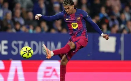 لامين يامال يحصد لقب لاعب الشهر في الدوري الإسباني للمرة الثانية على التوالي