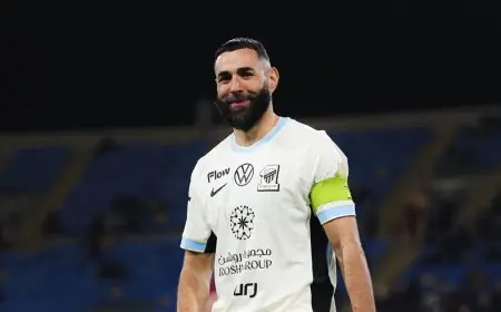 رغبة كريم بنزيما في البقاء: المدير الرياضي للاتحاد يكشف عن مستقبل النجم في النادي والسعودية