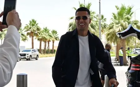 رابطة الدوري الإسباني توافق على صفقة كانسيلو لبرشلونة