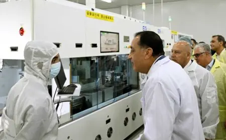 مدبولي يطلق مجمع مصانع إيليت سولار للطاقة الشمسية في السخنة الصناعية