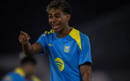 لامين يامال وليفاندوفسكي يزينان تشكيلة برشلونة أمام ريال مدريد في كلاسيكو السوبر