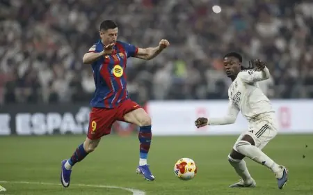 تابع أهداف الشوط الأول المذهلة في مباراة ريال مدريد ضد برشلونة