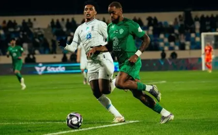 إيفان توني يقترب من تحطيم رقم تيسير الجاسم مع الأهلي في الدوري السعودي