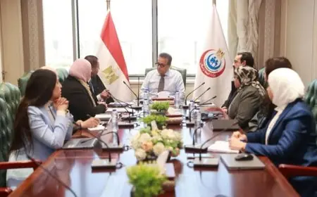 وزير الصحة يواكب تطورات تكليف دفعة 2023 من الكوادر الطبية