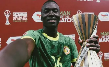 هل يتغيب باب جايي نجم وسط السنغال عن مواجهة مصر بسبب الإيقاف؟