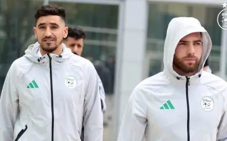 حارس مرمى الجزائر يعلن اعتزاله الدولي عقب الإقصاء من كأس أمم إفريقيا