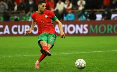 أشرف حكيمي: أداء مذهل ومستقبل واعد في النهائي المرتقب