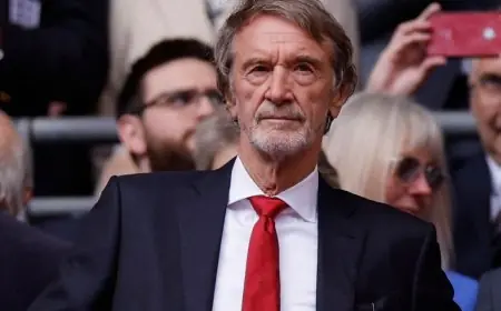 اجتماع حاسم بين راتكليف وعائلة غليزر حول مستقبل مانشستر يونايتد